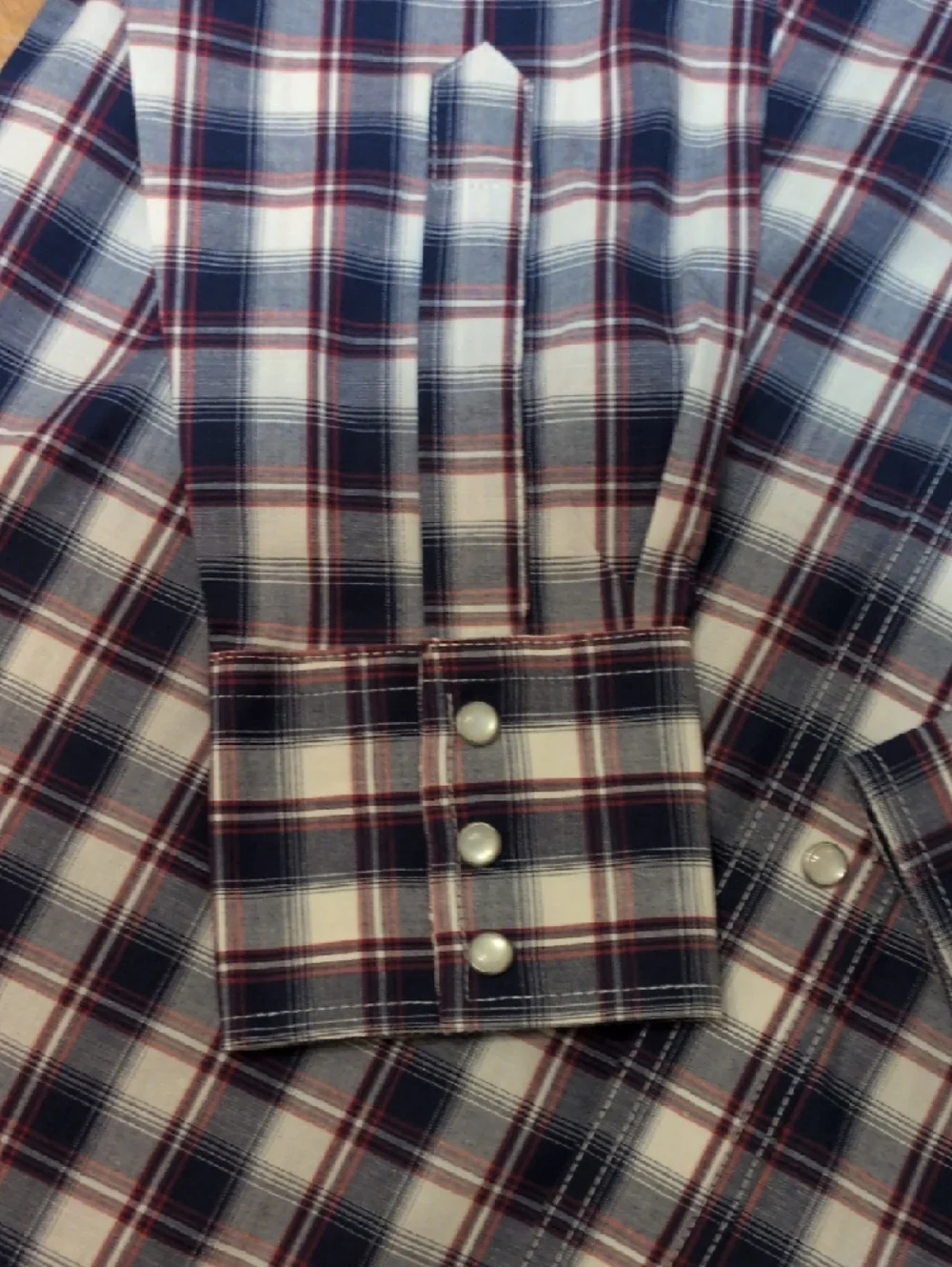 Wrangler Navy, Red and White Plaid Button-Down Shirt - Picture 5 of 9